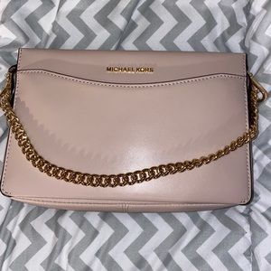 PINK MK CROSSBODY WITH GOLD CHAIN LINK/WALLET